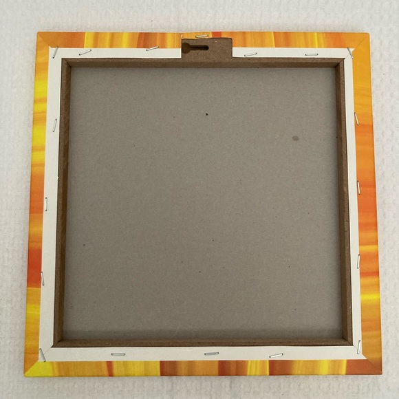 Big Flower Print - Picture 4 of 4